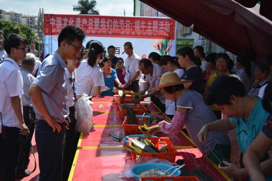 2017年5月30日，B体育文化馆和B体育宝城在宝城商业广场举行中国文化遗产日暨我们的节日：端午主题活动3.JPG