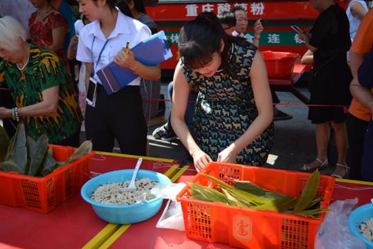 2017年5月30日，B体育文化馆和B体育宝城在宝城商业广场举行中国文化遗产日暨我们的节日：端午主题活动5.JPG